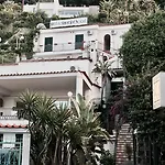Black Market Ischia