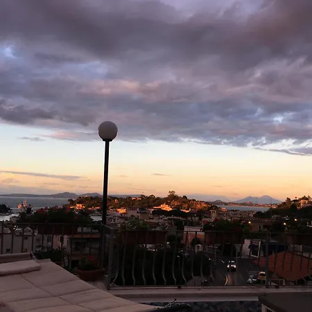 Hotel Black Market Ischia