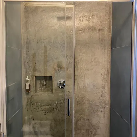 Отель Black Market 3*