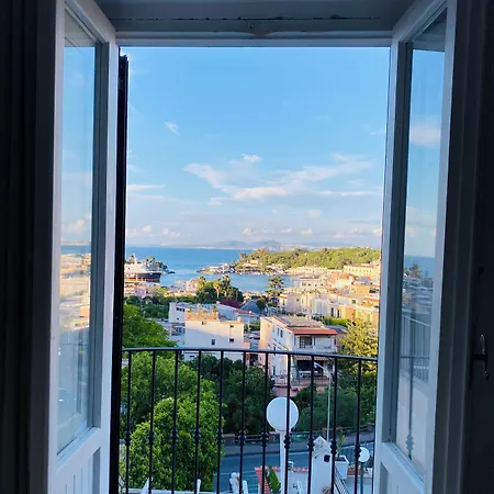 Black Market Hotel Isquia