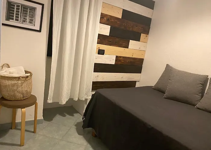 Отель Black Market