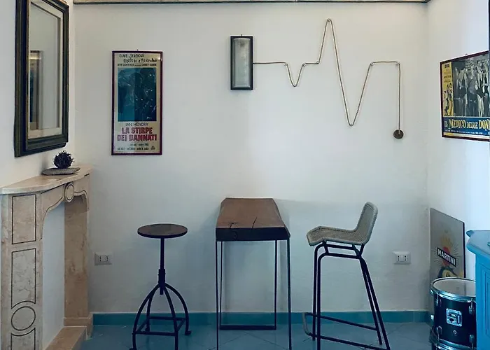 Отель Black Market 3*