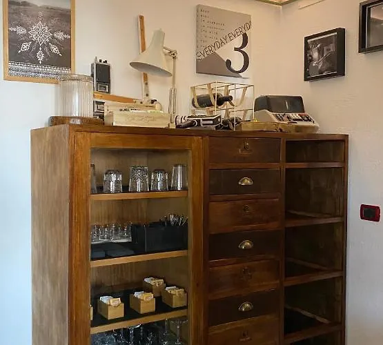 Black Market Отель 3*