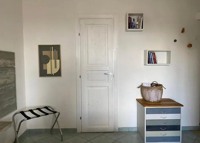 Black Market Отель 3*