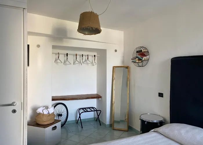 Black Market 3* Искья