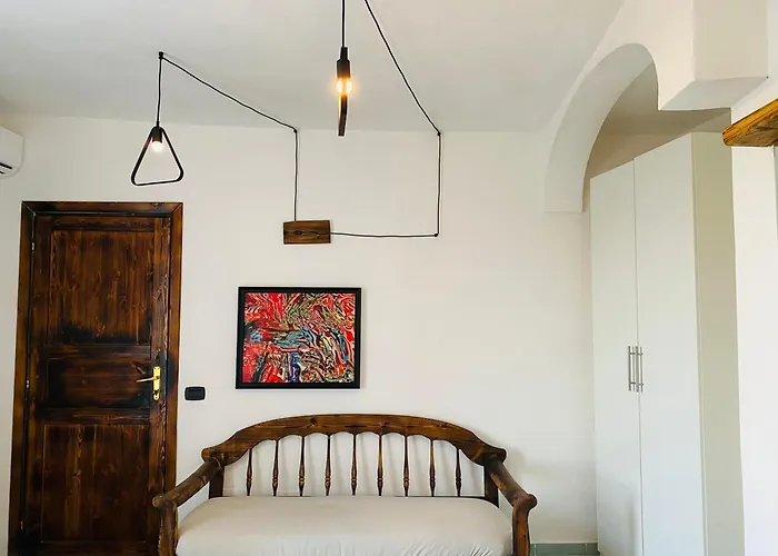 Отель Black Market