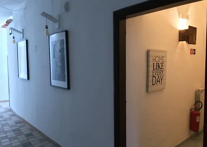 Black Market Отель 3*