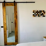 Hotel Black Market 3*