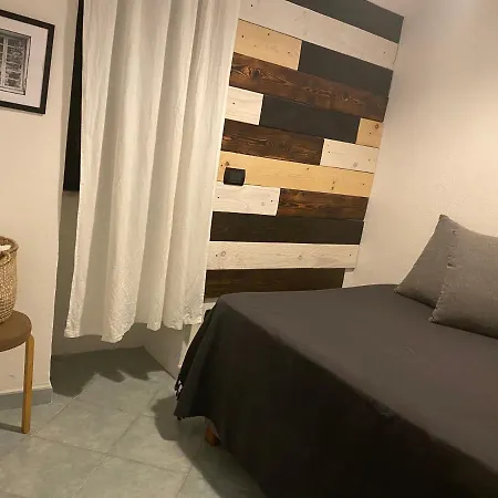 Hotel Black Market